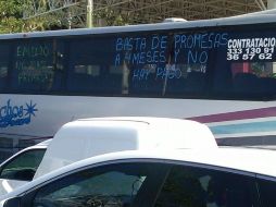 Un centenar de transportistas se manifestaron el día de ayer para exigir el pago.  /