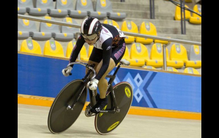 Daniela Gaxiola es la pedalista mexicana más destacada de la selección nacional al sumar dos medallas en el óvalo argentino. ARCHIVO  /