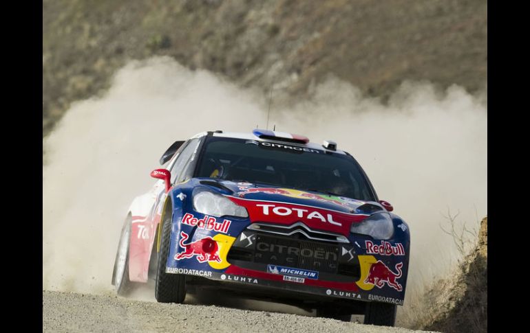 Loeb sólo tiene que mantener su ventaja este día, en la etapa final, si quiere lograr su sexta corona en México. AFP  /