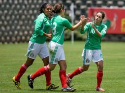 Las seleccionadas nacionales más pequeñas se preparan para calificar a la Copa del Mundo de la especialidad Azerbaiyán 2012. MEXSPORT  /