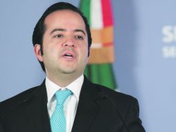 El secretario de Gobernación, Alejandro Poiré, afirma que el Gobierno federal está comprometido con municipios y estados. EL UNIVERSAL  /