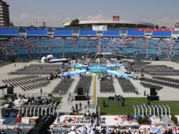 El estadio Azul lució vacío durante el discurso de toma de protesta de Josefina Vázquez Mota. EFE  /