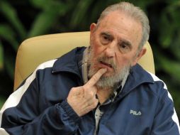 Katiuska Blanco, biógrafa del expresidente Fidel Castro señala las actividades del líder cubano. ARCHIVO  /