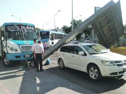 Aspecto de la Avenida Adolfo López Mateos en su cruce con la calle Fernando de Celada, a metros de la Glorieta La Minerva.  /