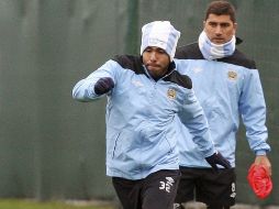 Tévez (c) participa en el entrenamiento en Manchester , hoy, miércoles 14 de marzo de 2012. EFE  /