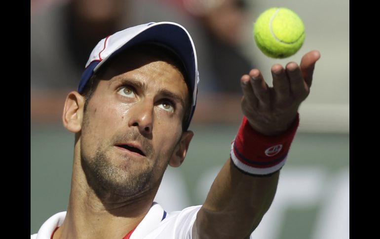 Djokovic se enfrentará en la siguiente ronda al español Nicolás Almagro. AP  /