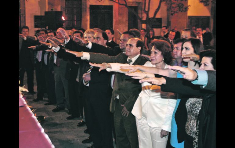 El nuevo consejo toma protesta en el Hospicio Cabañas.  /