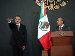 El Presidente Calderón toma protesta a Villalobos como titular de la SEP. NTX  /