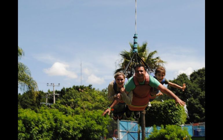 Vuela como un pájaro en el Sky coaster.  /