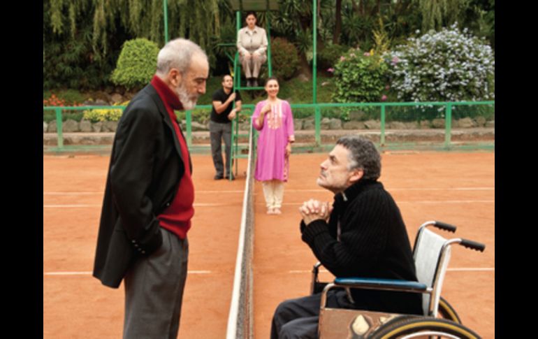 La puesta en escena cuenta con las actuaciones de Arturo Ríos, Pilar Ixquic Mata y Emilio Echeverría. ESPECIAL  /