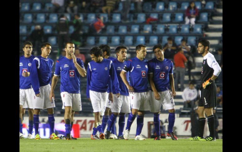 La Máquina vive quizá el momento más complicado en esta última era de Enrique Meza en el banquillo. MEXSPORT  /