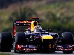 Vettel no ha encontrado la puesta a punto del Red Bull. AP  /