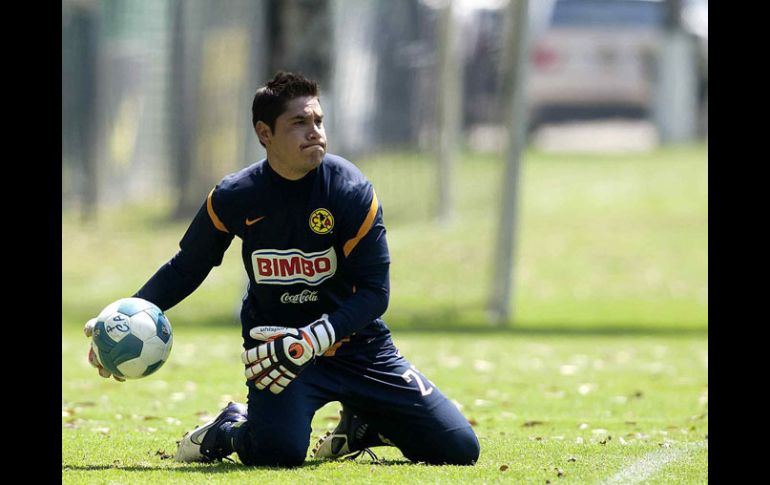 Moisés Muñoz, portero del América, durante el entrenamiento del equipo. MEXSPORT  /