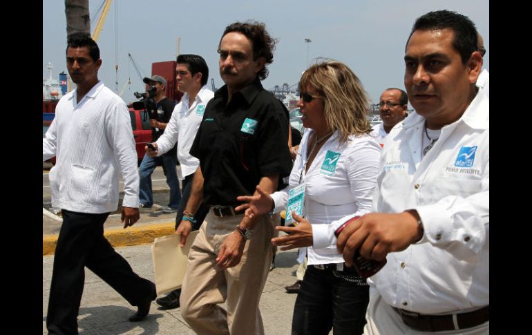 Quadri fue recibido en una comunidad de Tlaxcala con bailes de carnaval. NOTIMEX  /