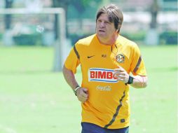 El técnico americanista, Miguel Herrara, vivirá su primer Clásico Nacional. MEXSPORT  /