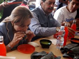 Josefina Vázquez Mota comió un par de quesadillas en Tres Marías. EL UNIVERSAL  /