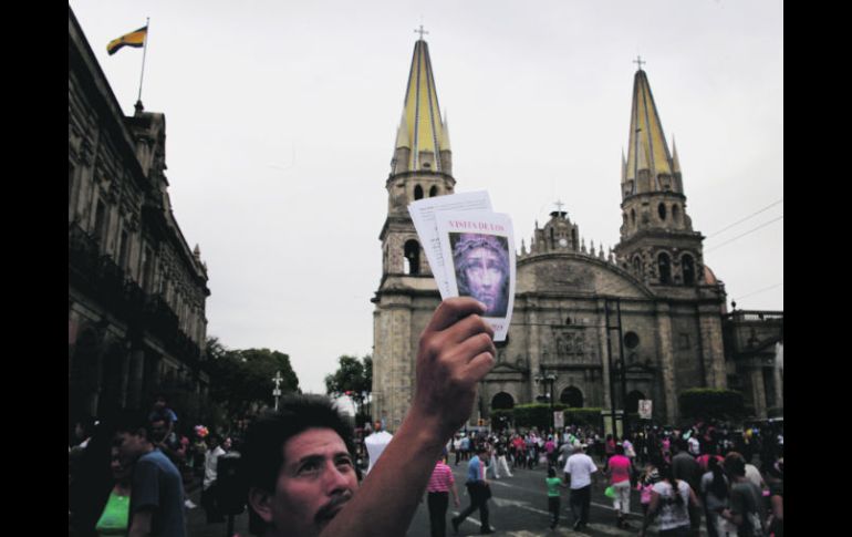 El Centro Histórico estuvo cerrado desde la tarde sólo al paso peatonal.  /