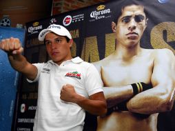 El peleador mexicano Edgar Sosa, durante conferencia de prensa sobre su proximo evento. MEXSPORT  /