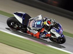 Jorge Lorenzo a bordo de la Yamaha dominó en Qatar. AFP  /