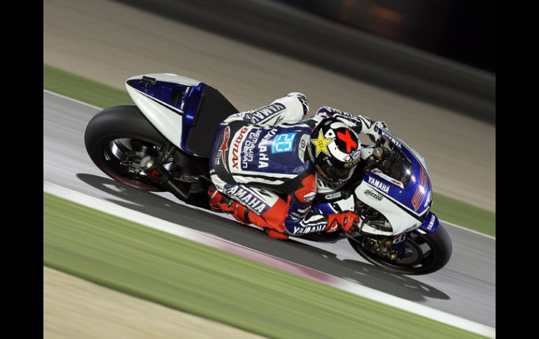 Jorge Lorenzo a bordo de la Yamaha dominó en Qatar. AFP  /