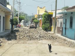 El turismo mantiene activas las playas de la costa jalisciense, resistentes al meteoro de octubre de 2011.  /