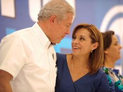 Fernando Guzmán y Josefina Vázquez Mota durante la reunión con panistas jaliscienses.  /