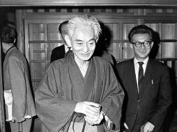 Yasunari Kawabata, premio Nobel de literatura de 1968, falleció el 16 de abril de 1972. ESPECIAL  /