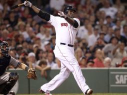 El dominicano David Ortiz llevó a los Medias Rojas de Boston a una victoria por 6-4 sobre los Rays de Tampa Bay. AFP  /