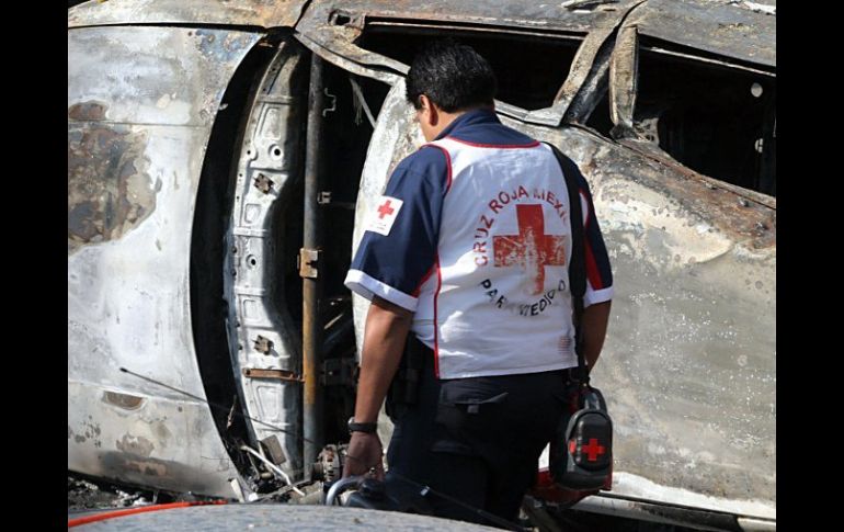 En el Operativo Semana Santa y Pascua 2012 la Cruz Roja atendió 978 servicios de ambulancia. ARCHIVO  /