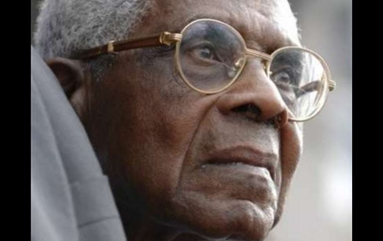 El 2008 muere el poeta y político francés Aimé Césaire, ideólogo del concepto de la negritud. ESPECIAL  /