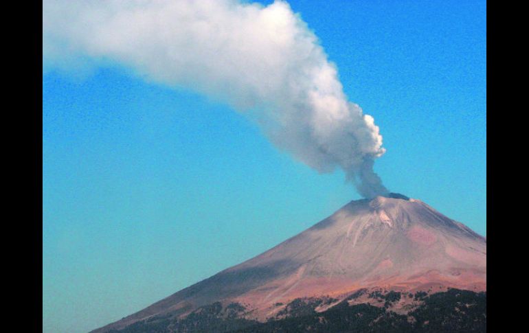 La actividad volcánica del Popocatépetl es constante. NTX  /