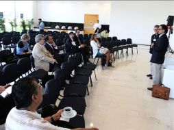 El candidato presidencial del partido Nueva Alianza, Gabriel Quadri, participó en el Foro Económico Mundial. NOTIMEX  /