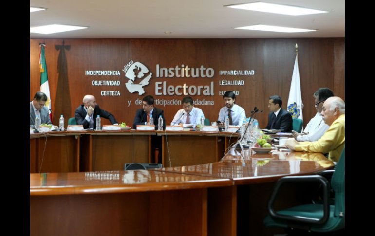 Sesión del IEPC en donde se discutió la falta de documentación para los registros de las planillas de los partidos.  /