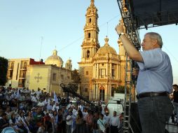 Durante un mitin en Tepatitlán, el candidato Fernando Guzmán, ironizó sobre la situación del PRI  /