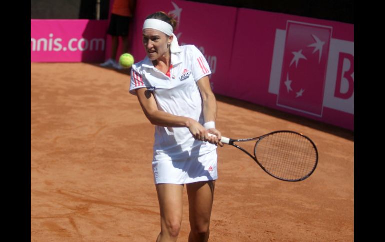 La puertorriqueña Mónica Puig derrotó a la chilena Andrea Koch (foto) en un intenso duelo. ARCHIVO  /