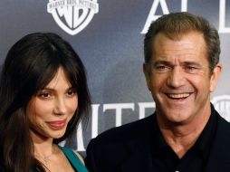 Oksana Grigorieva y Mel Gibson, siguen inmersos en la tempestad. ARCHIVO  /