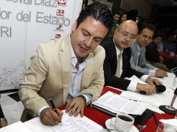 Aristóteles propuso firmar compromisos concretos en la que sociedad y gobierno enriquezcan juntos los proyectos de la Entidad.  /