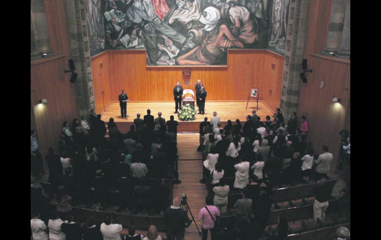 El Antiguo Hospital Civil “Fray Antonio Alcalde” fue uno de los escenarios del último adiós al doctor Luis Rodolfo Morán González.  /