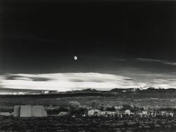 En 1984 muere el fotógrafo estadounidense Ansel Adams. Foto: Moonrise, Hernandez, Nuevo Mexico. ARCHIVO  /