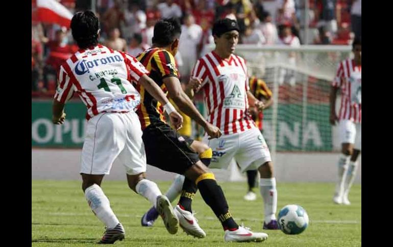 Necaxa dejó en el camino a los Leones Negros y buscará eliminar a Lobos BUAP. MEXSPORT  /