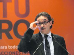 Gabriel Quadri afirmó que no es suficiente reducir los poderes a las empresas monopólicas. EL UNIVERSAL  /