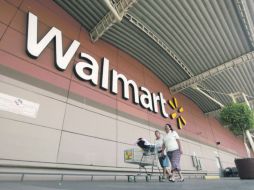 El diario The New York Times publicó que Wal-Mart pagó unos 24 millones de dólares en sobornos. REUTERS  /