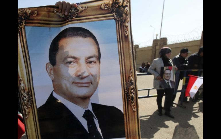 Hosni Mubarak, después de ser primer ministro de Egipto, volverá a la carrera presidencial. ARCHIVO  /