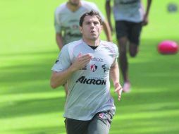 Leandro Cufré realiza ejercicios durante la práctica de los Zorros. MEXSPORT  /