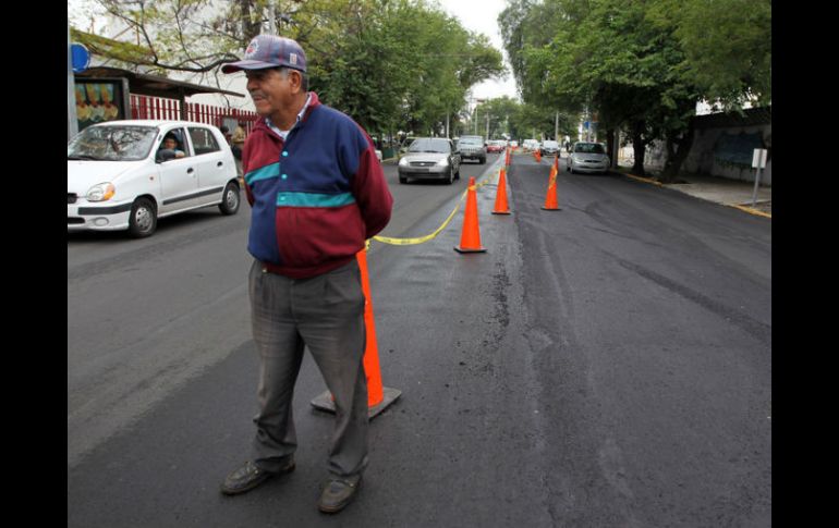 Actualmente el ayuntamiento tapatío ejecuta una obra de pavimentación en el Oriente de la Ciudad. ARCHIVO  /