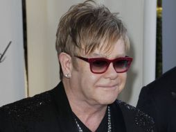 Elton John no ha respondido aún a la demanda. ARCHIVO  /