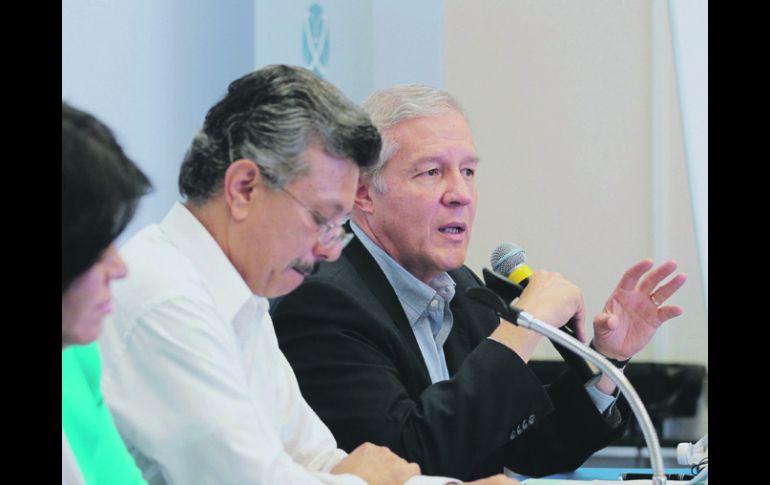 Fernando Guzmán durante el foro nacional del colectivo de organizaciones Ciudadanos por Municipios Transparentes (Cimtra).  /