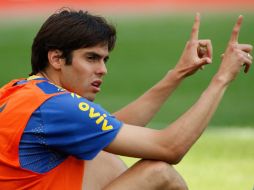 El mediocampista Kaká y el delantero Higuaín son dos prioridades del equipo parisino, sobre todo el brasileño. ARCHIVO  /