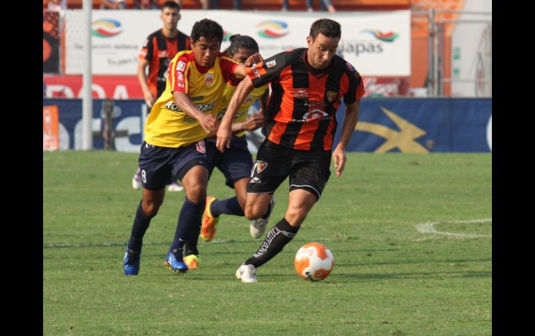 Jaguares de Chiapas se impone en el estadio Zoque, 1-0 a Monarcas Morelia, en la fecha 17 y última del Torneo Clausura 2012. NTX  /