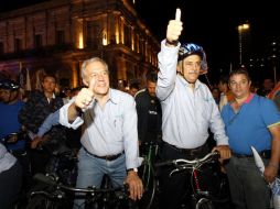 A las cero horas del domingo, presenció el mitin realizado por Alberto Cárdenas Jiménez, frente a Palacio Municipal.  /